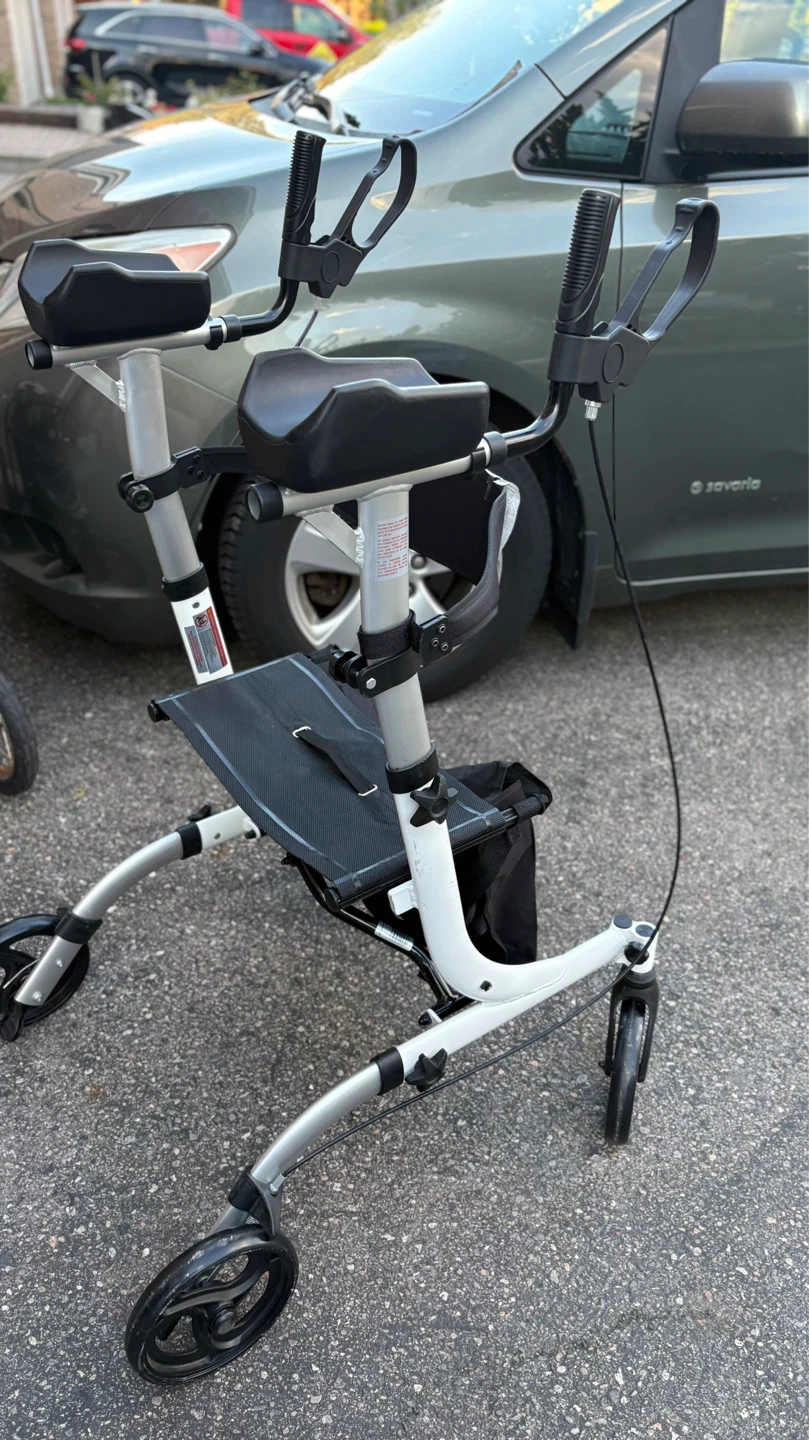 White 4-Wheel Walker with Seat and Bag - photo 3