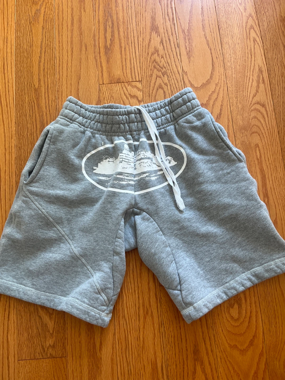 Corteiz shorts size Xs