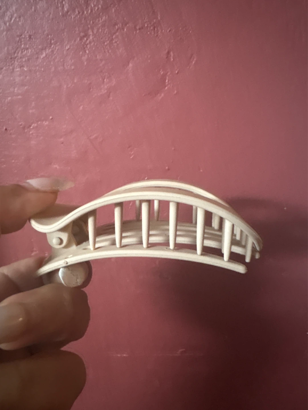⚽️ NEW Cream Claw Clip Hair Accessory - photo 5
