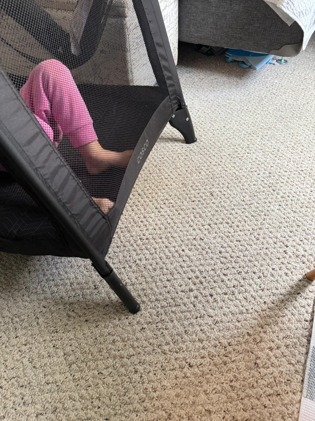 Cosco Playard - photo 3