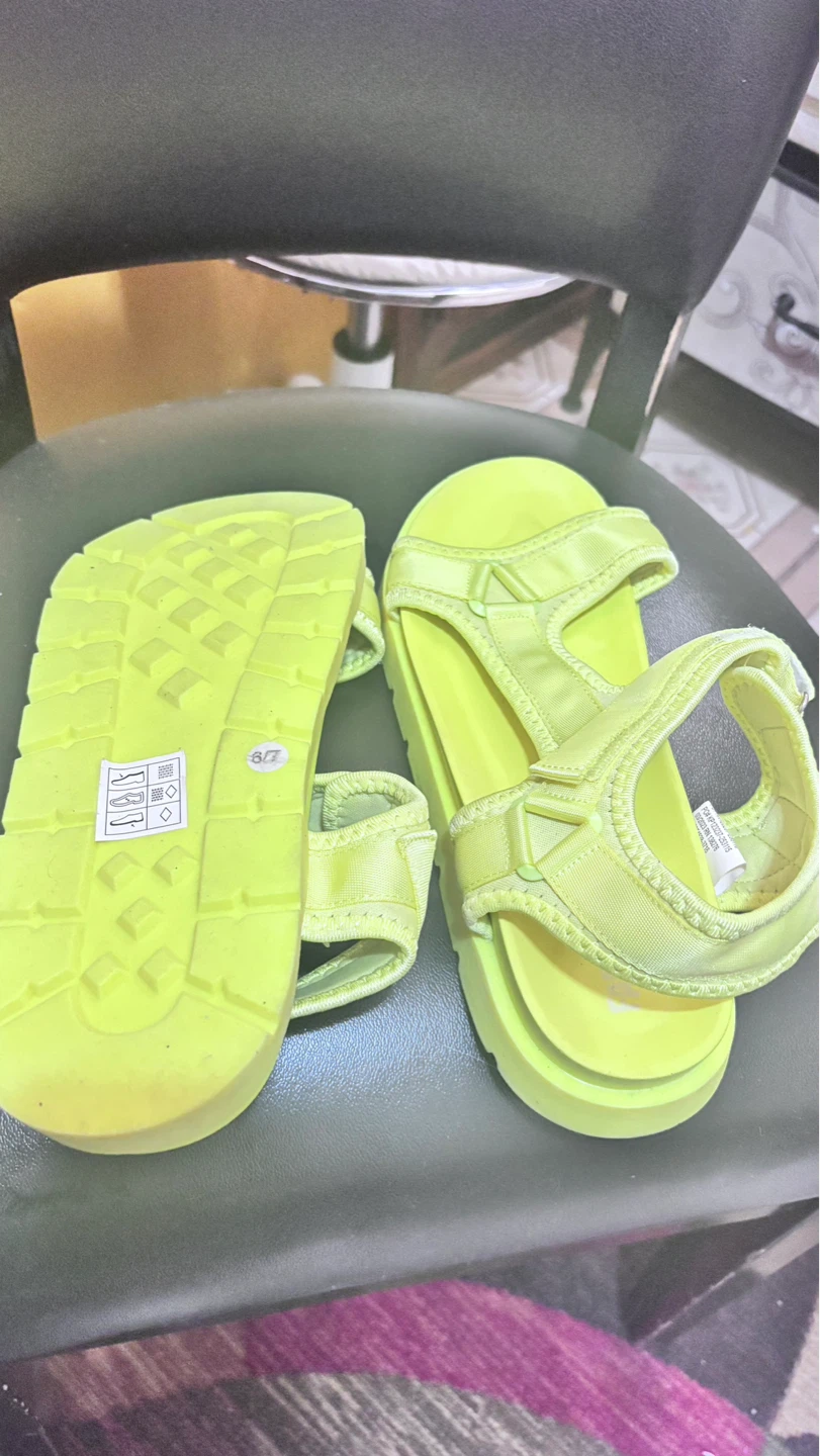 ⚽ Neon Yellow Platform Sandals - photo 2