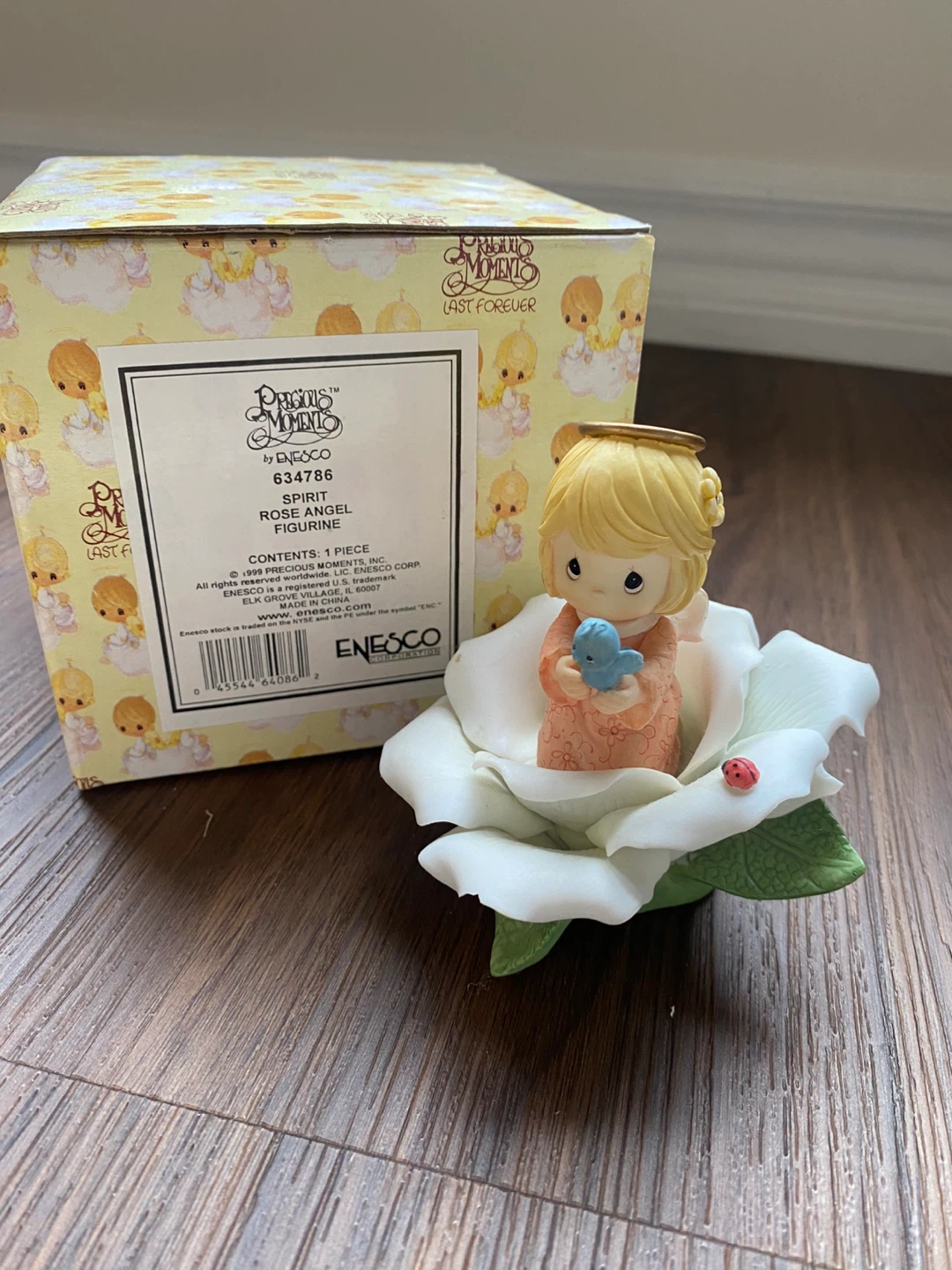 Precious Moments "White Rose of Spirit" Angel Figurine ⚽️