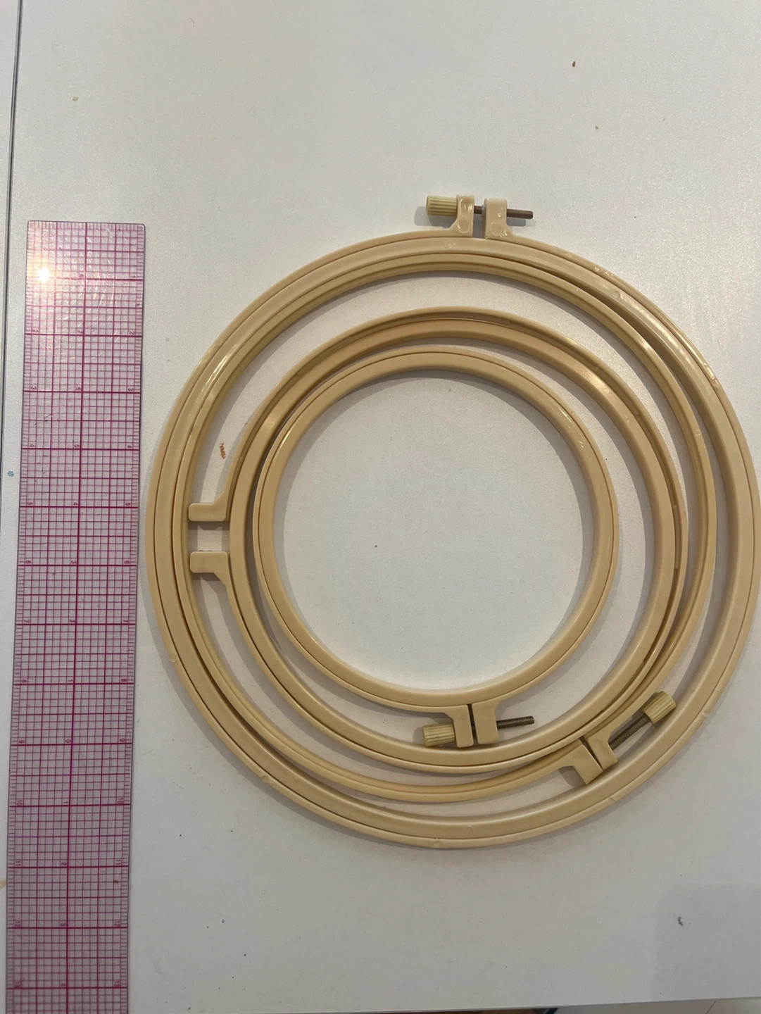 Embroidery Hoop Set (3 Pieces) - photo 2