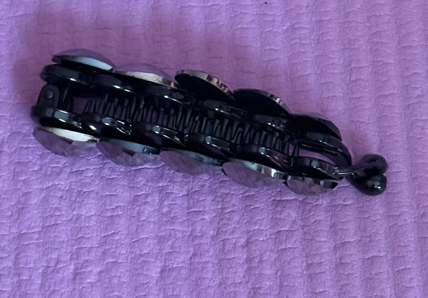 ⚽️Black Banana Clip with Rhinestone Hearts - photo 2