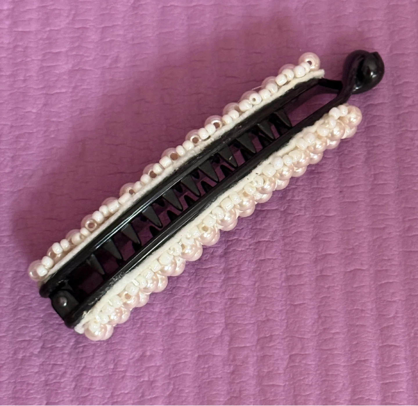 ⚽️Pearl Embellished Banana Clip - photo 2