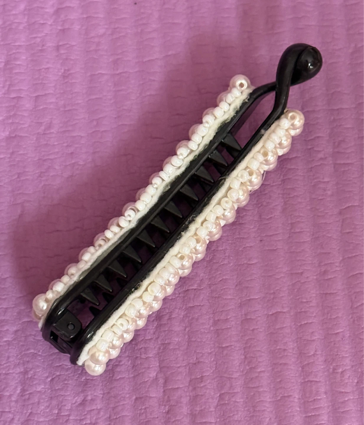 ⚽️Pearl Embellished Banana Clip - photo 4