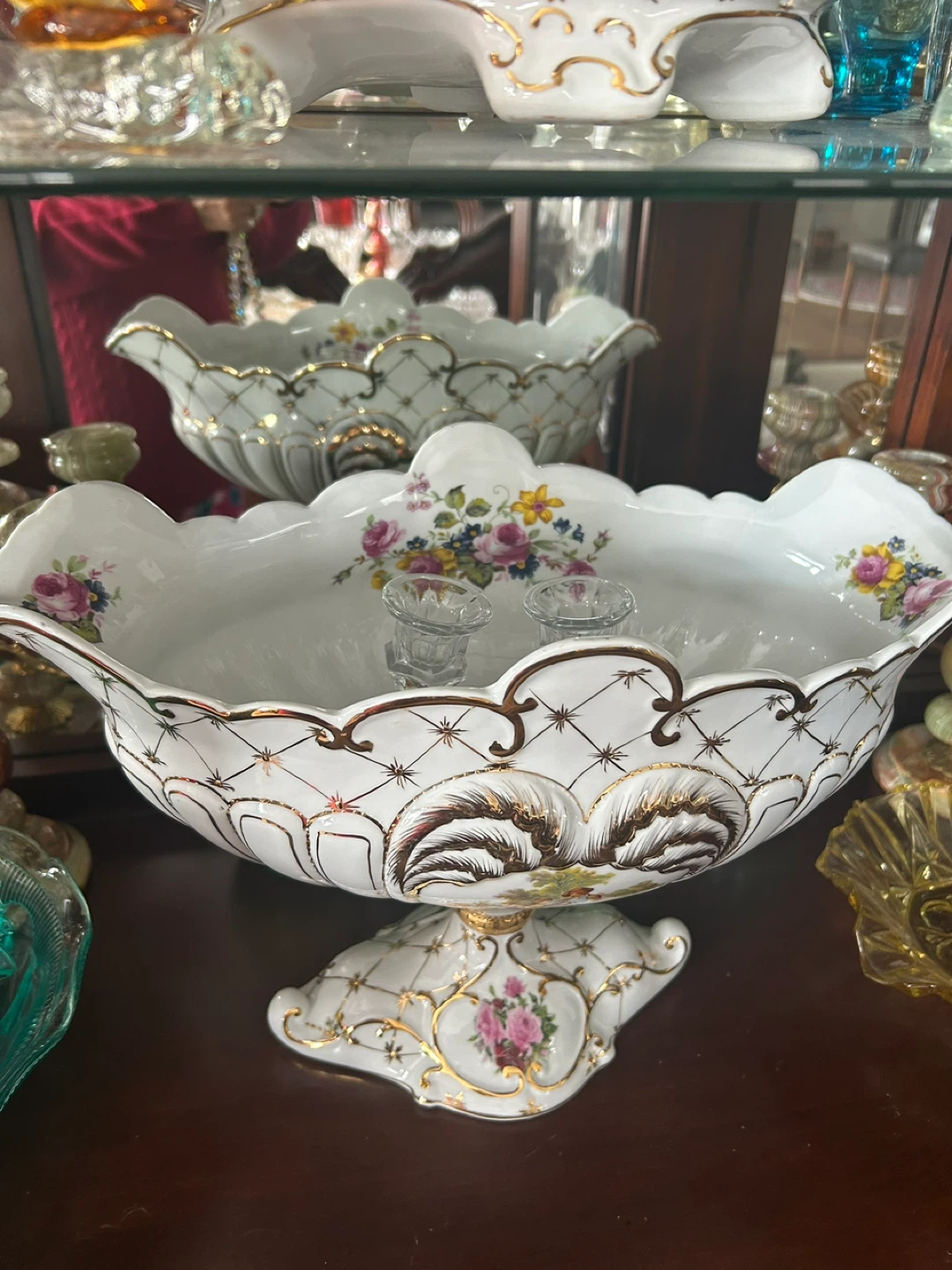 Ornate White Porcelain Footed Bowl with Gold Trim - photo 2