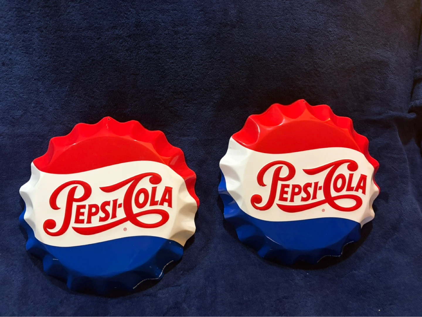 Set of 2 metal Pepsi Cola bottle cap signs - photo 3