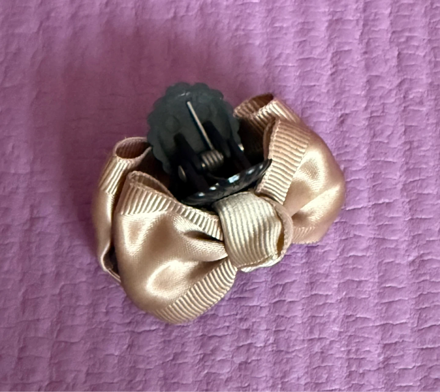 ⚽️Gold Bow Hair Claw Clip