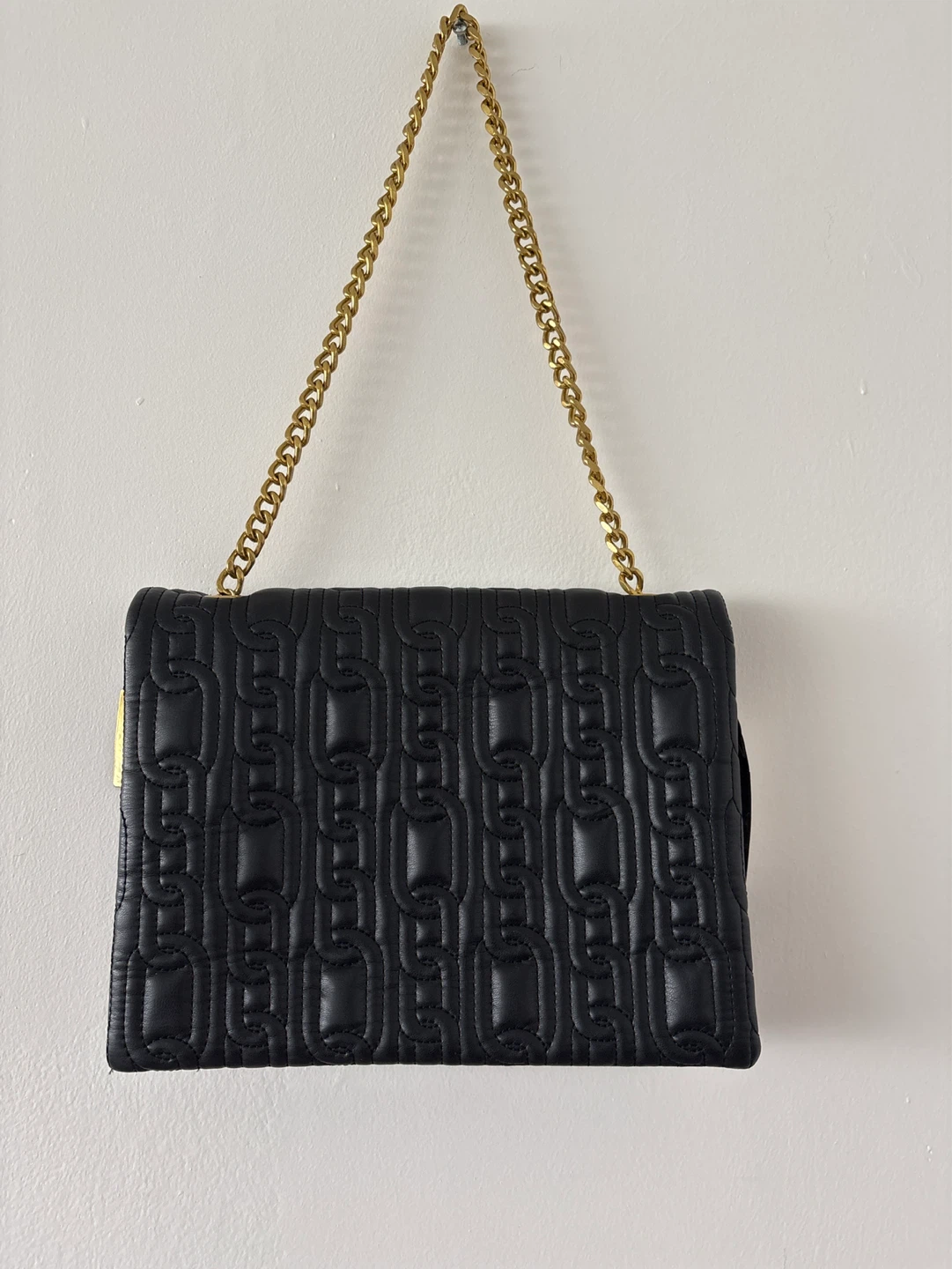 Milani Black and Gold Purse
