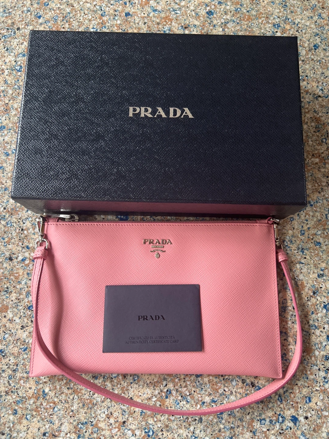 Original and authentic Pink Prada Clutch Bag - photo 5