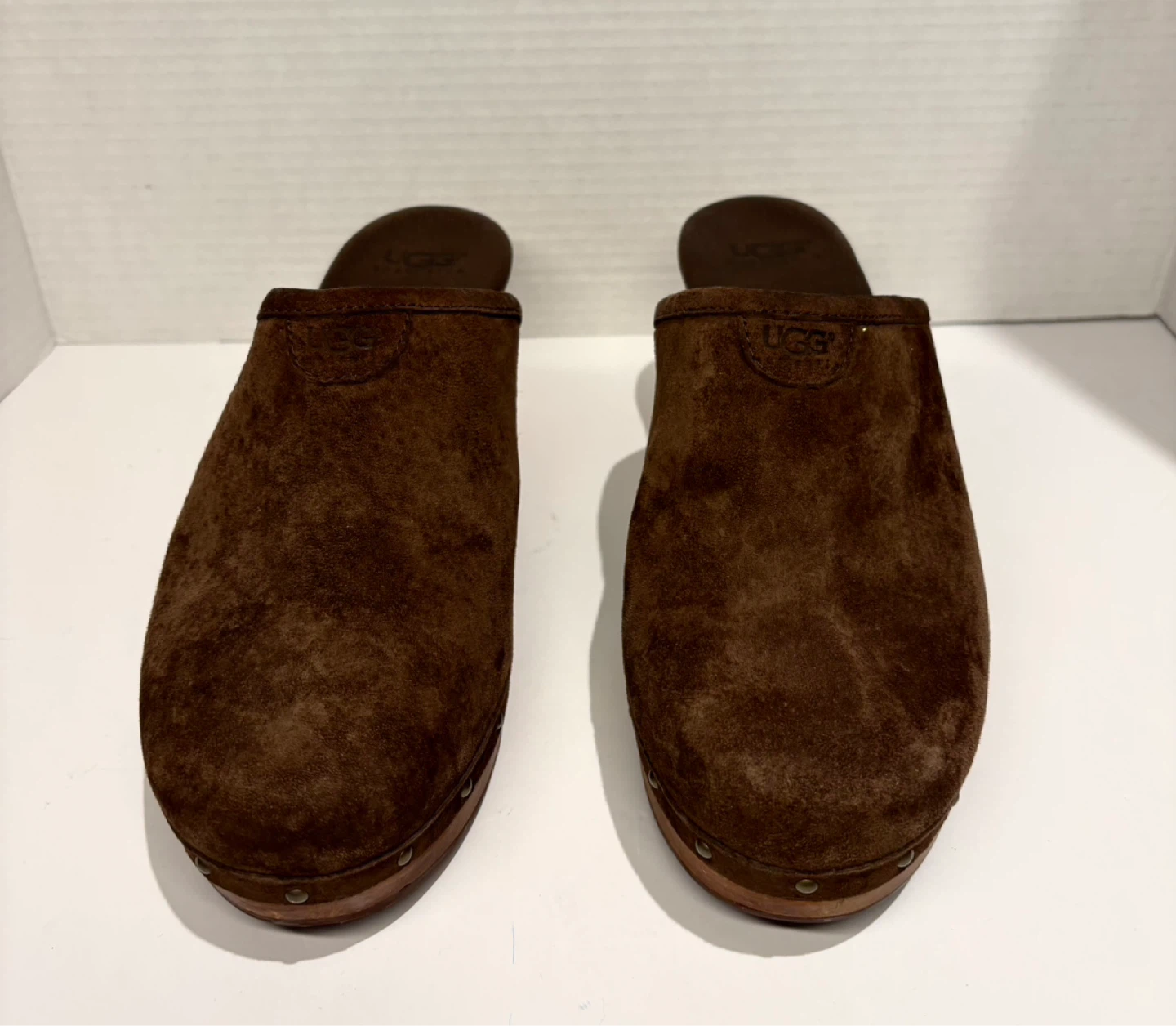 UGG Suede Clogs Size 10 - photo 3
