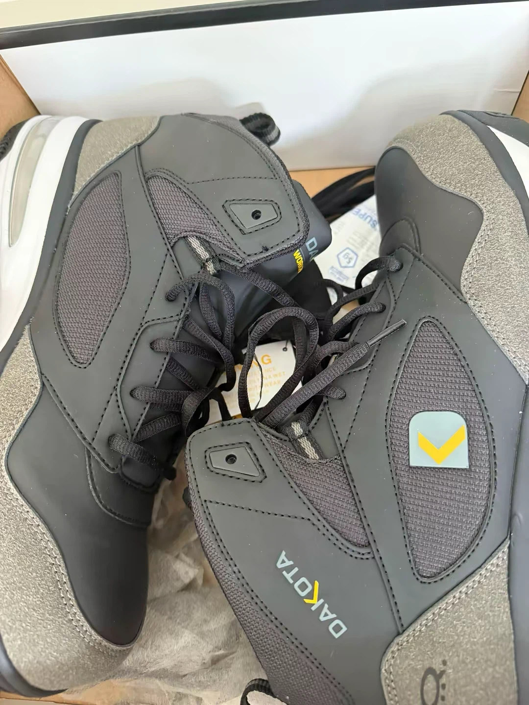 NEW Dakota Safety Work Shoes Size 12 – CSA Approved – New in Box - photo 4