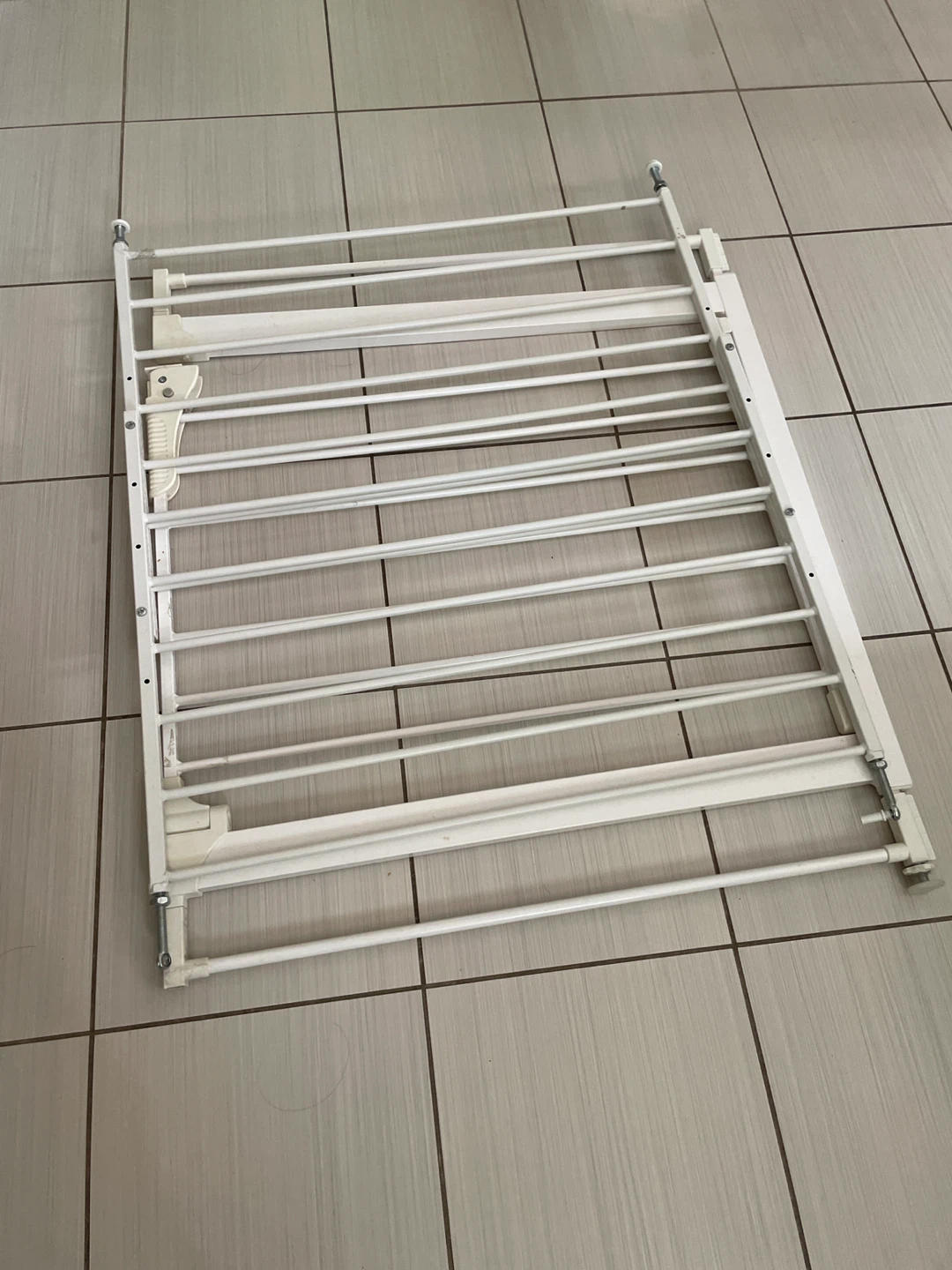 ⚽️White Metal Baby Gate