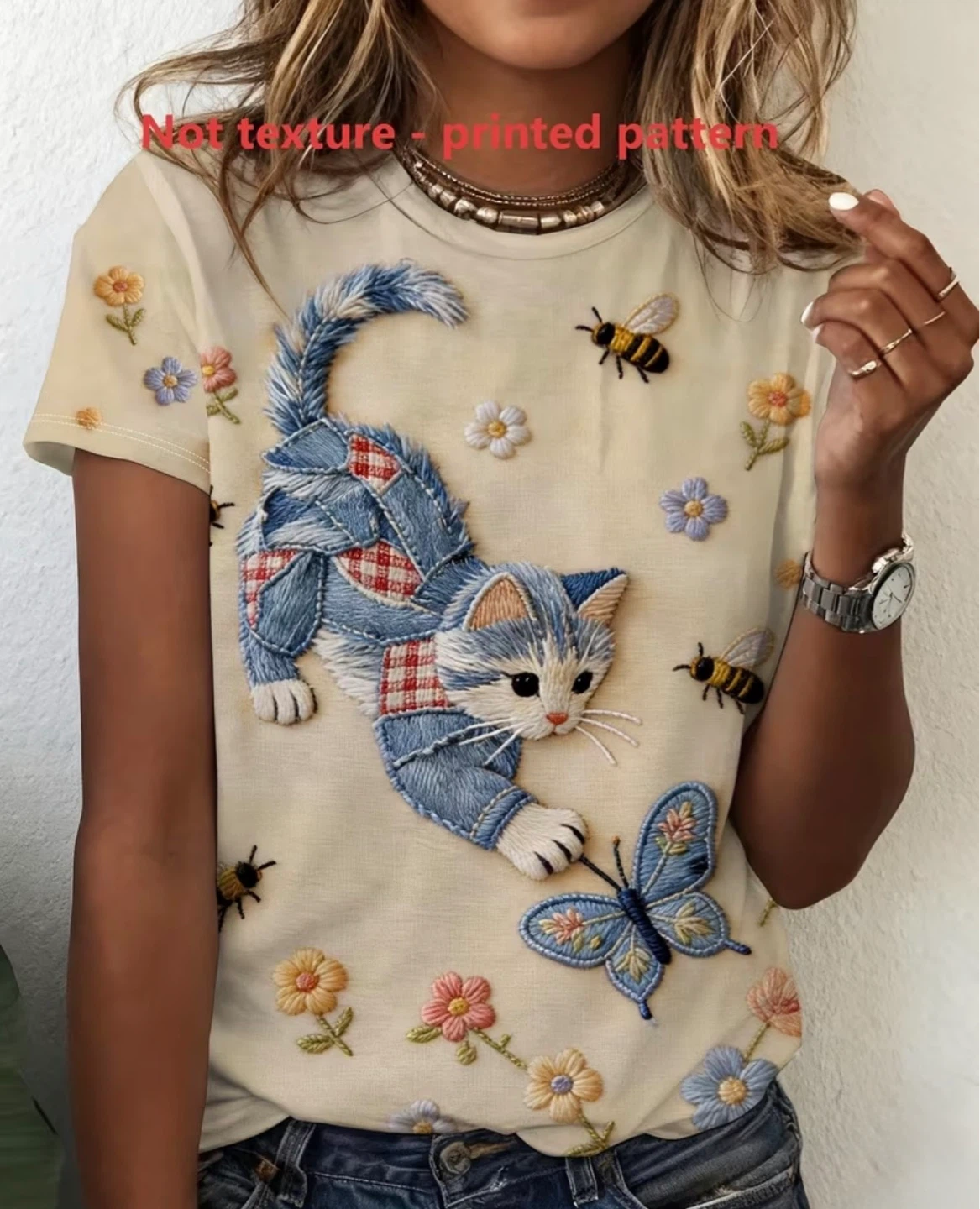 BRAND NEW Cat and Floral Print Short Sleeve T-Shirt. SIZE M ⚽️