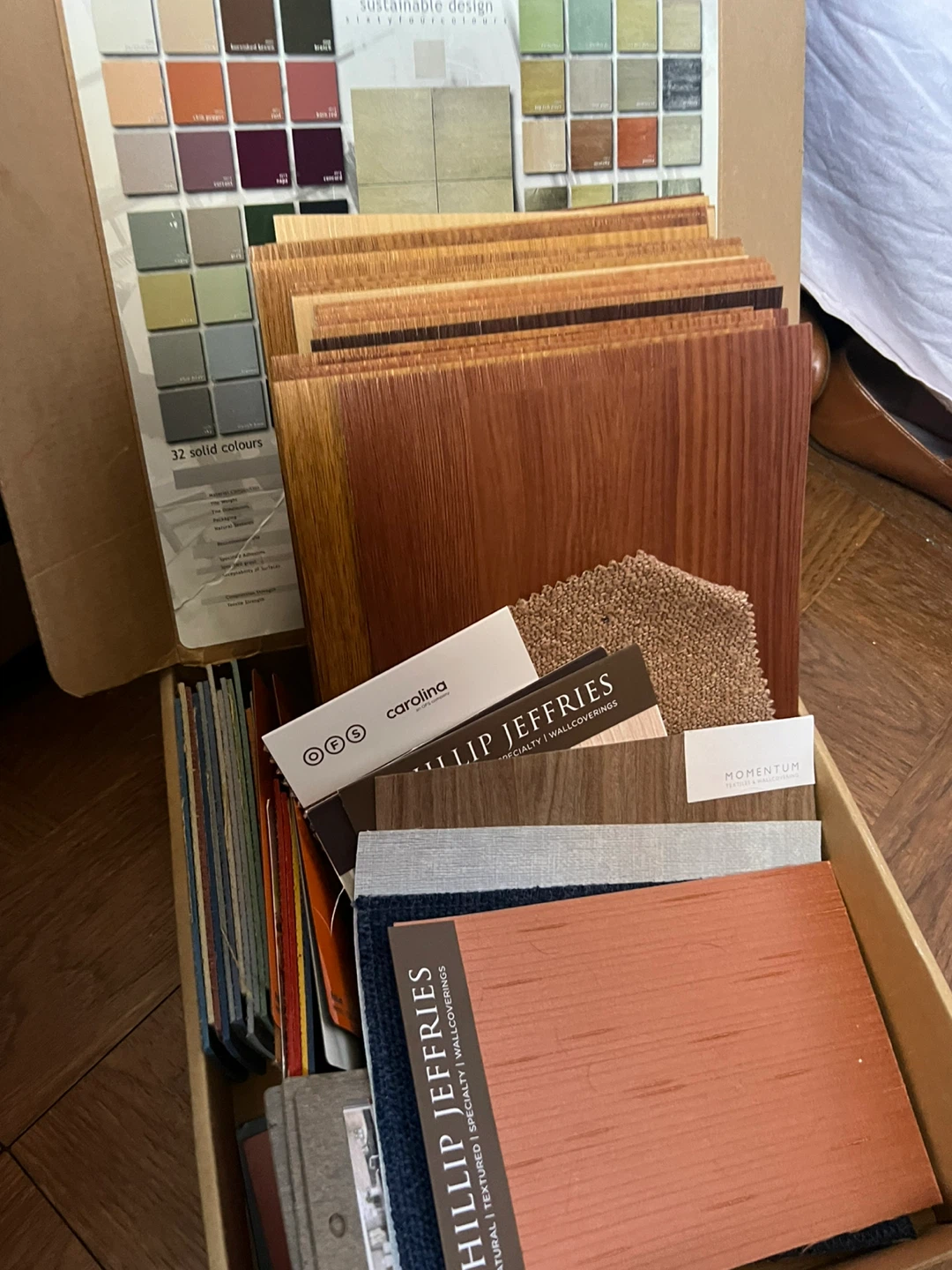 Sample Book of Flooring and Wallcovering samples ⚽