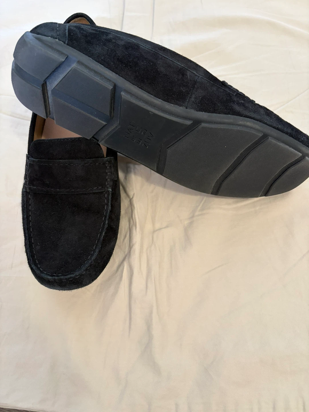 NEW sz 10 Naturalizer Brynn Black Suede Loafers - photo 2
