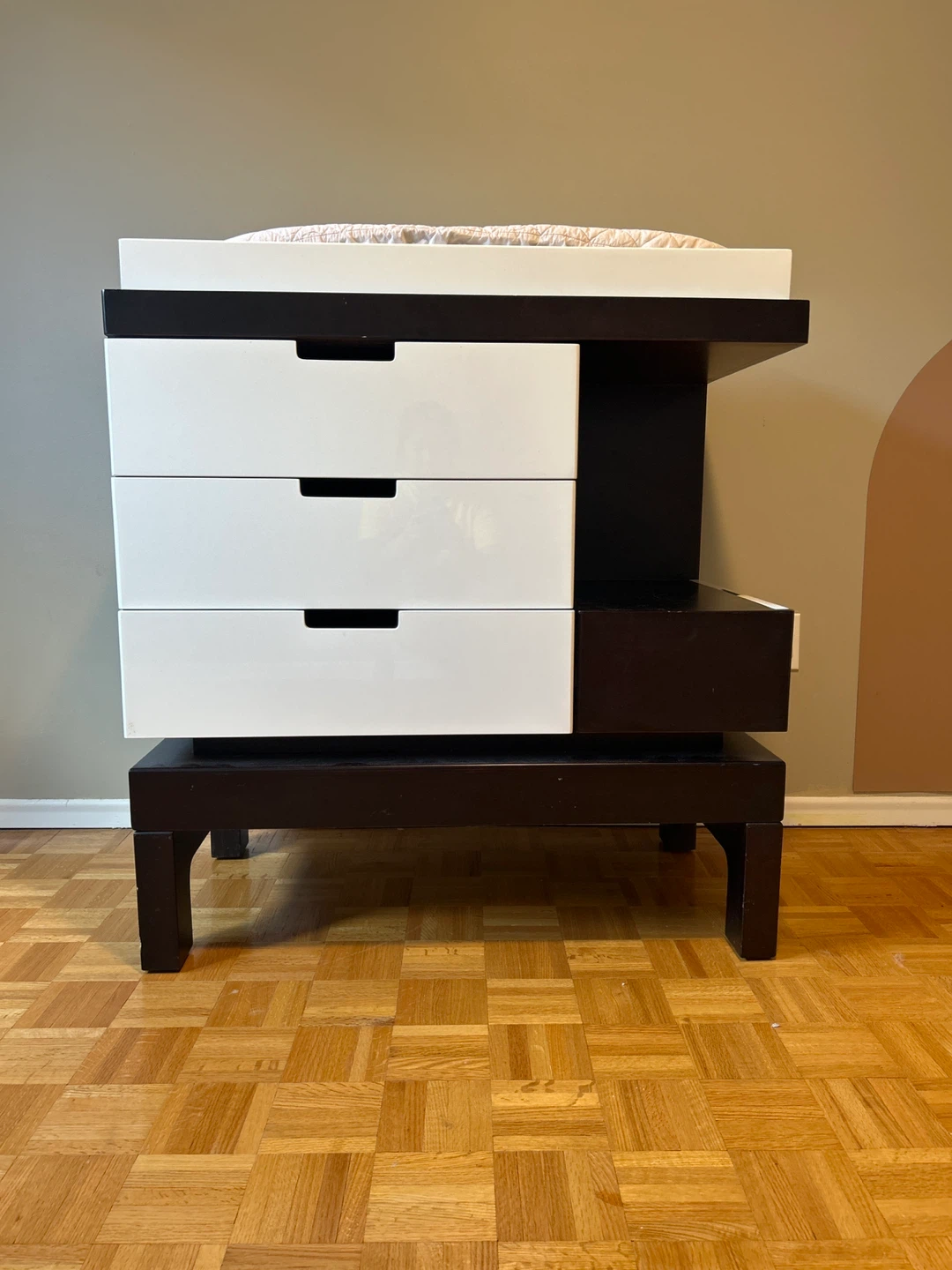 Changing Table Dresser with 3 Drawers
