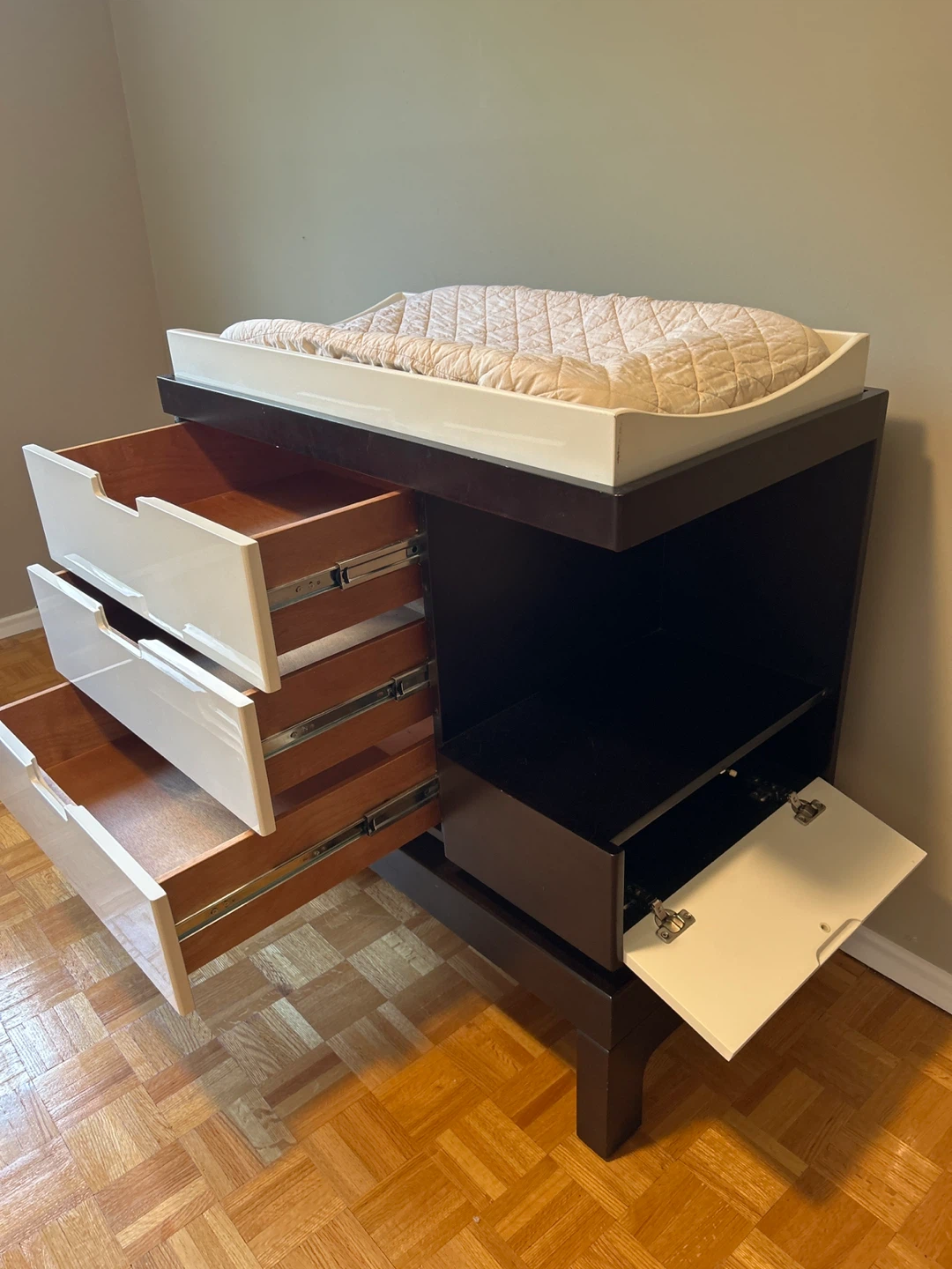Changing Table Dresser with 3 Drawers - photo 3