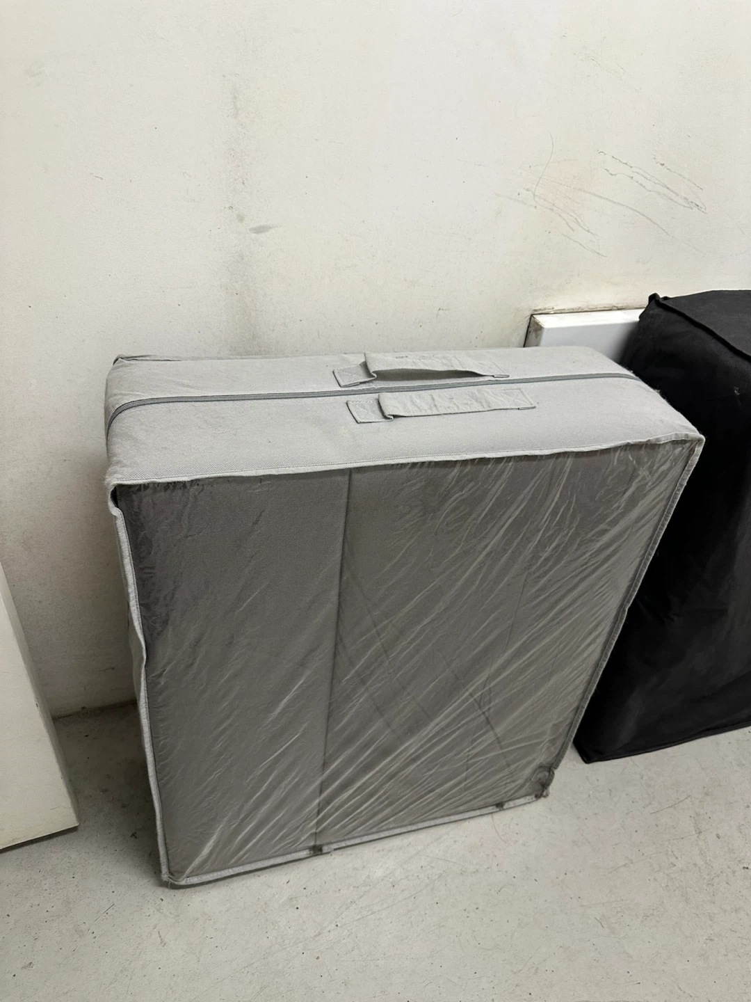 2 x Twin foldable guest mattress