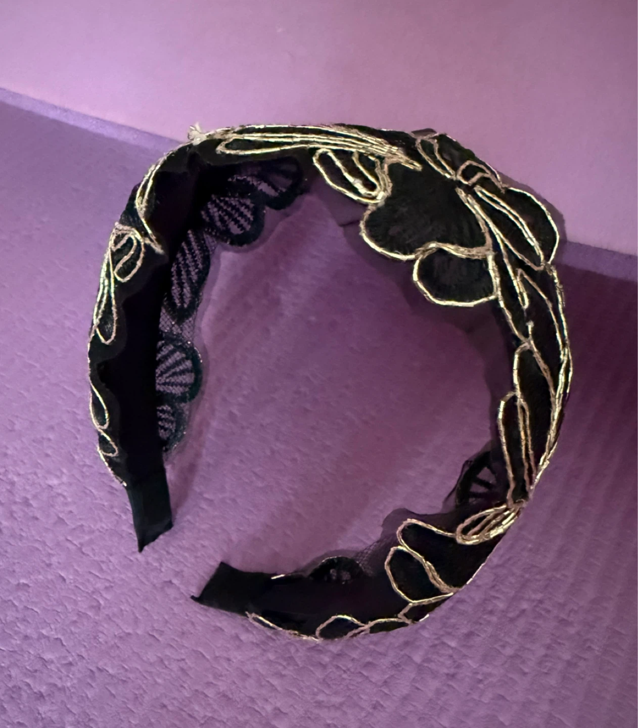 NEW⚽️Black Lace Headband with Gold Trim - photo 3