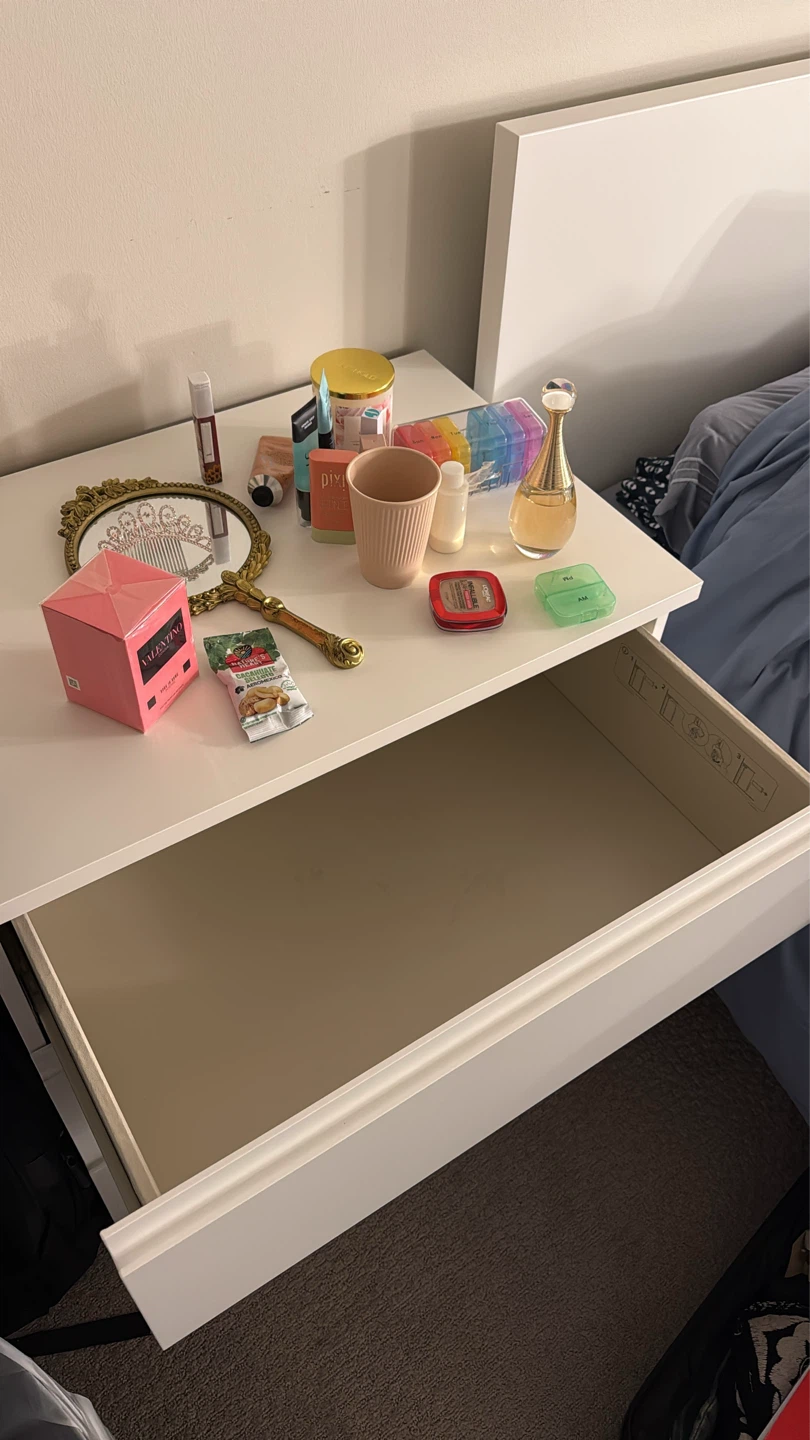 White 3-Drawer Dresser - photo 4