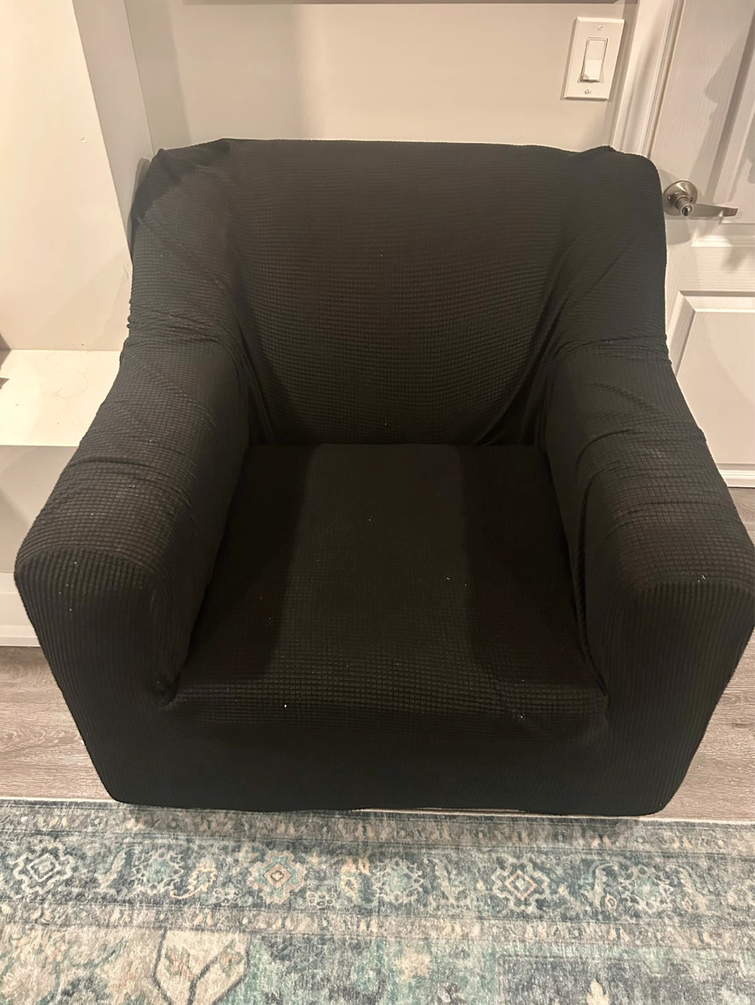FREE Furniture Giveaway – Sofa Set, Chair - photo 4