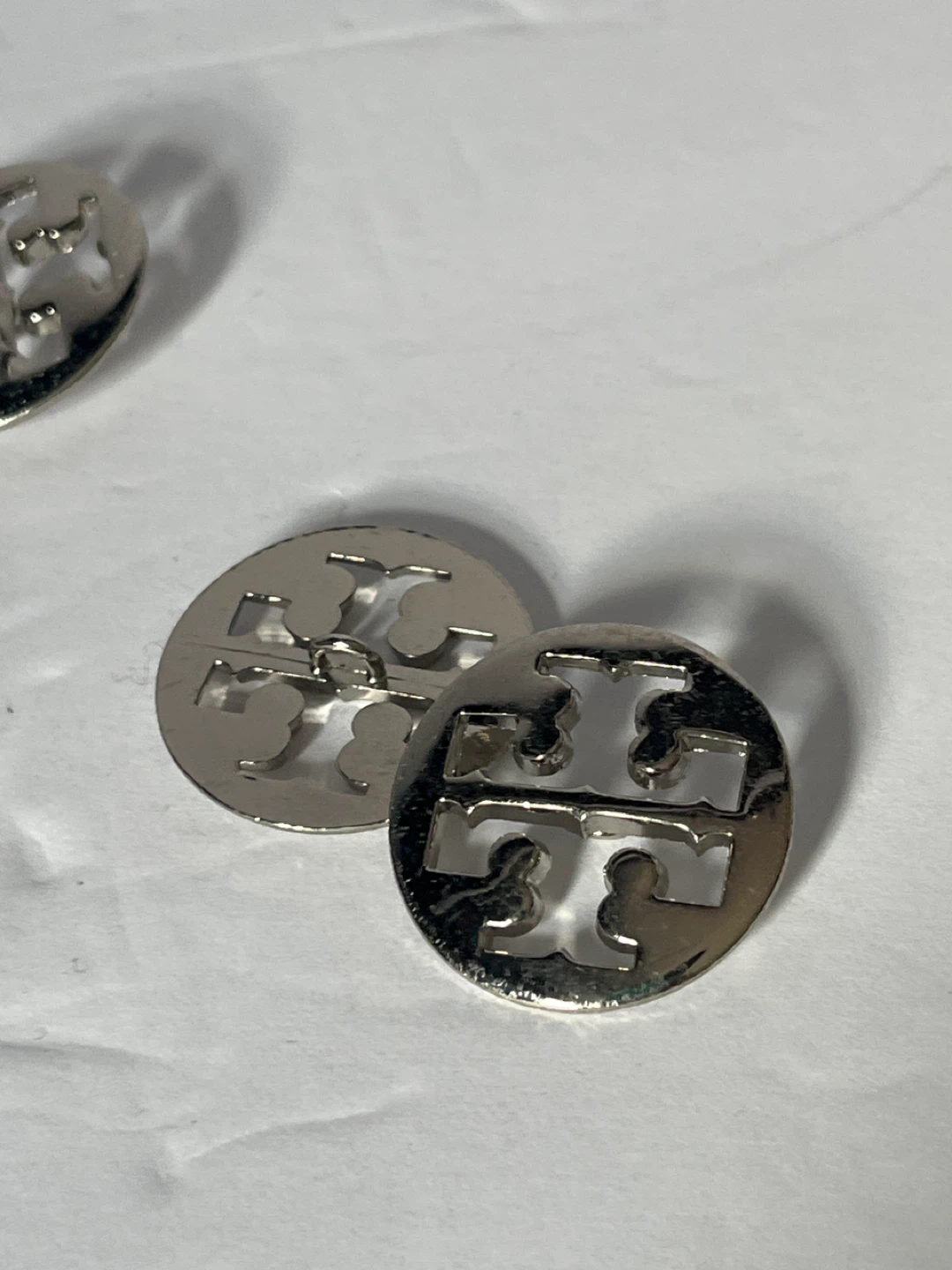 Tory Burch Logo Buttons & Fabric Swatch Set - photo 2