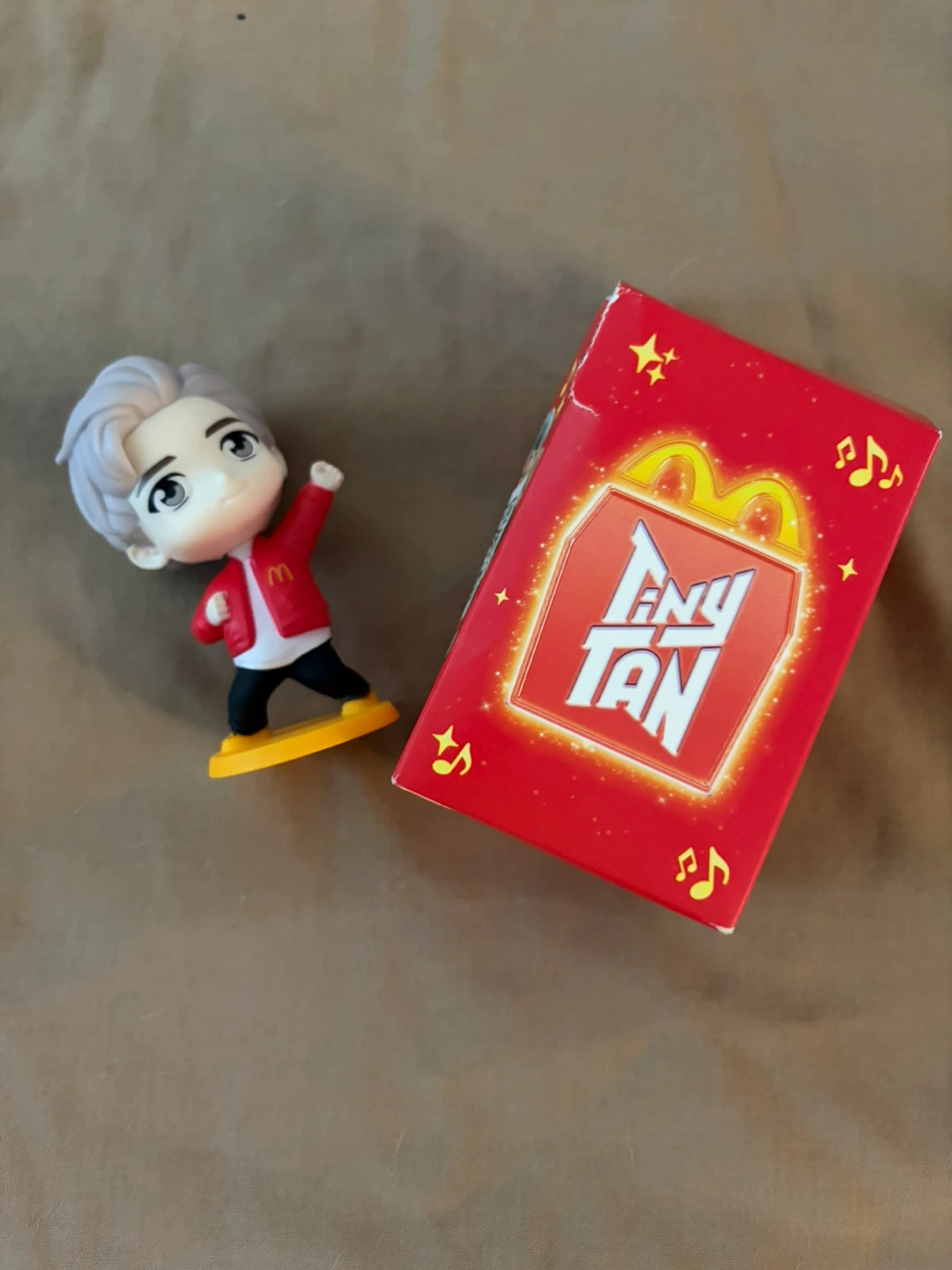 TinyTAN x McDonald's Happy Meal Figure - photo 2