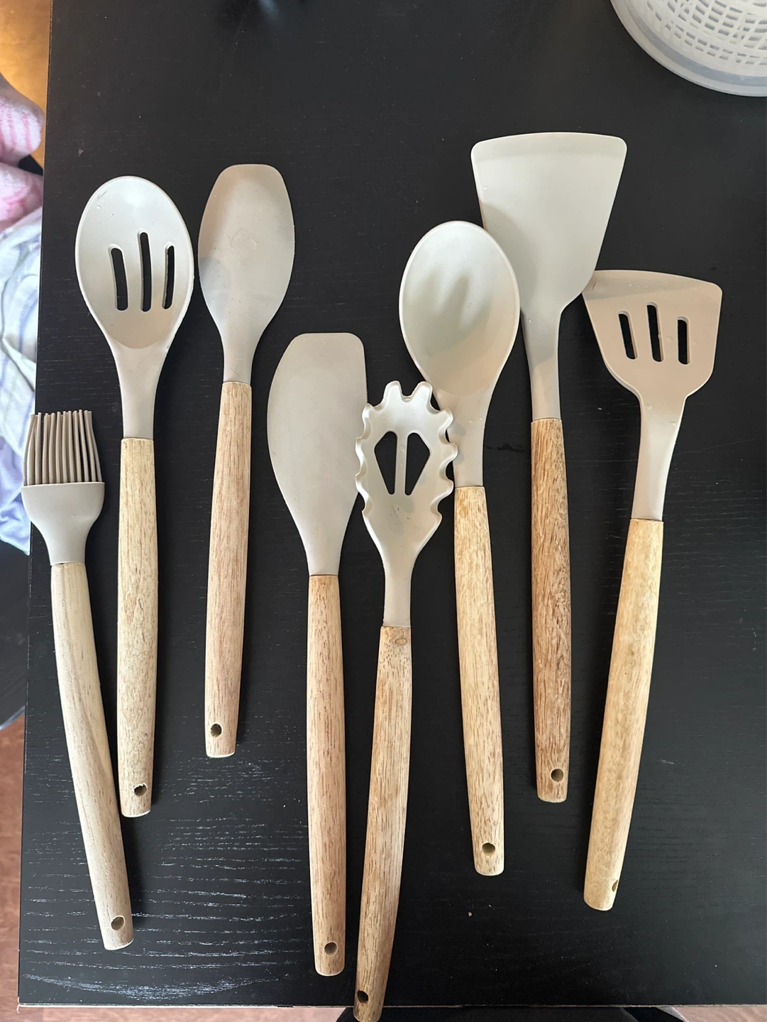 Set of 7 Silicone Kitchen Utensils with Wooden Handles
