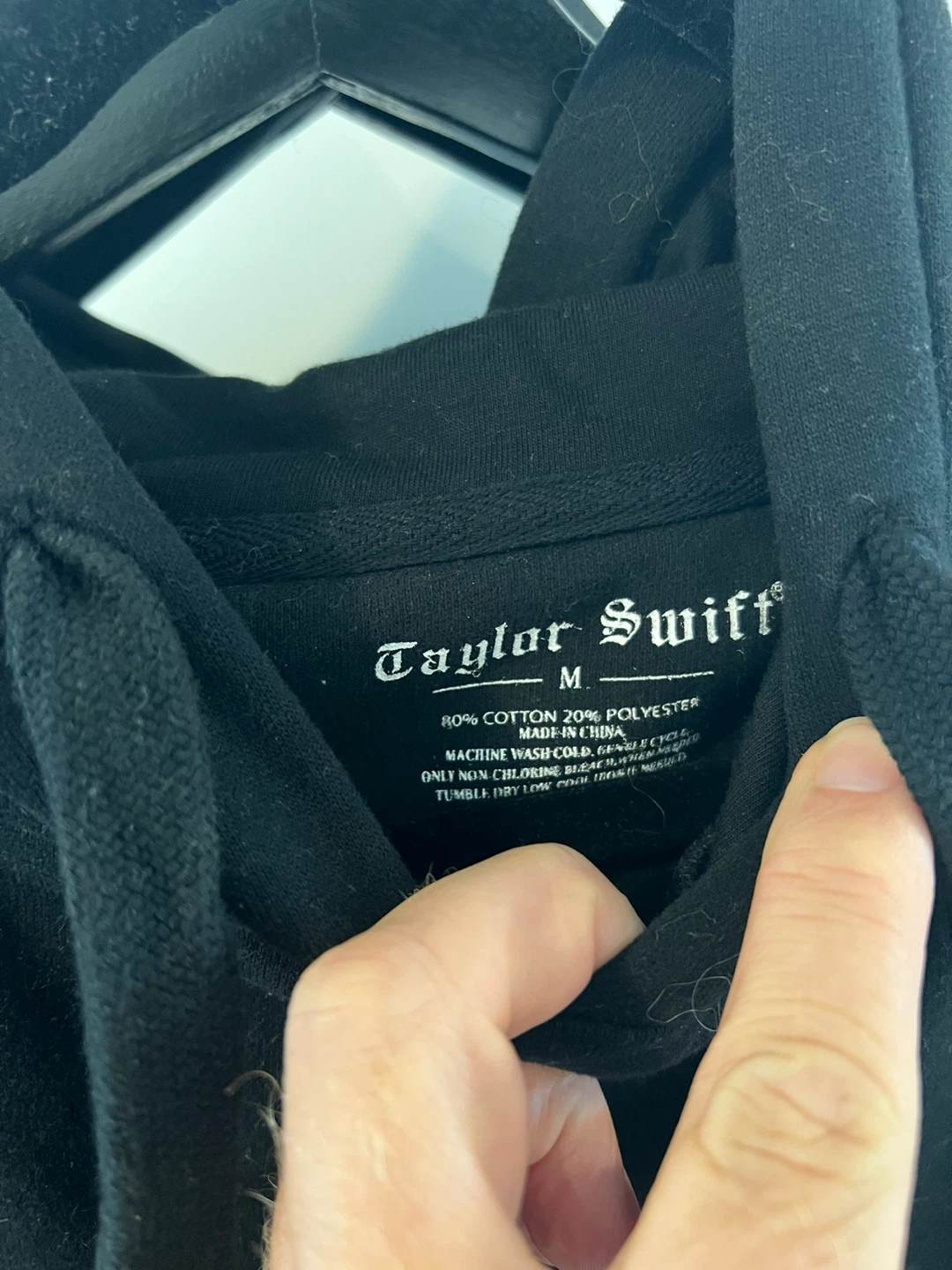 ⚽ Taylor Swift's Reputation Stadium Tour Hoodie