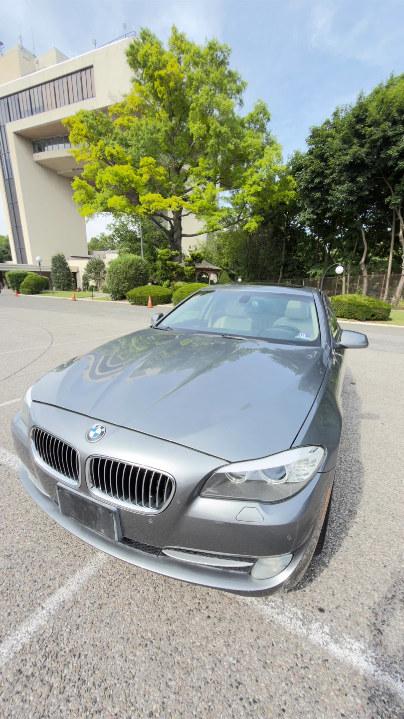 Gray BMW 5 Series Sedan