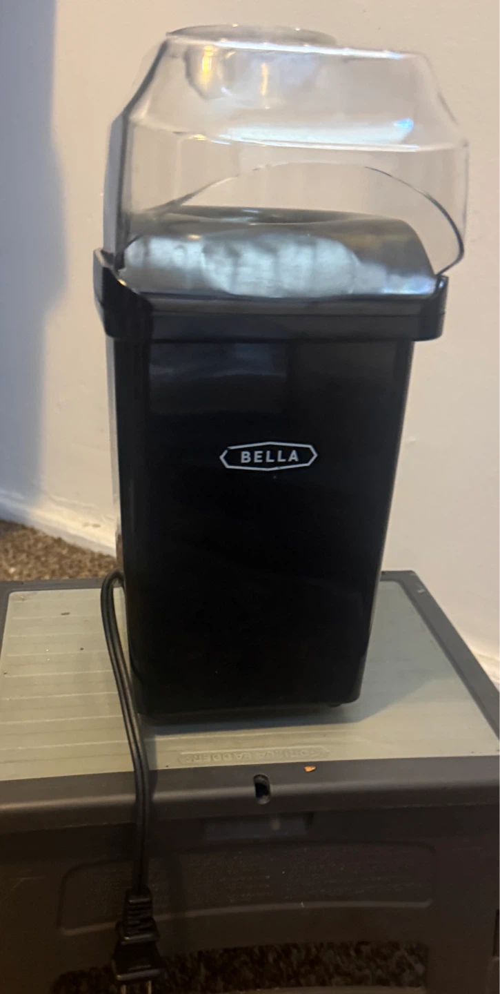 Moving Sale!!! BELLA Black Hot Air Popcorn Maker