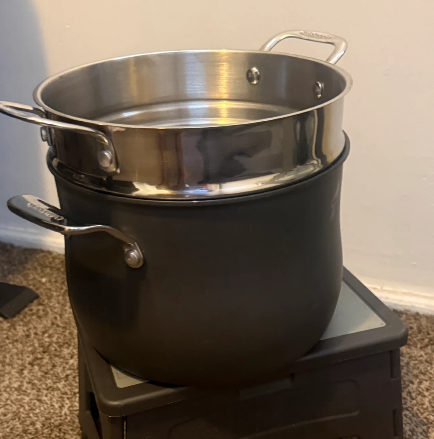 Moving Sale!! Cuisinart Stock Pot with Steamer Basket