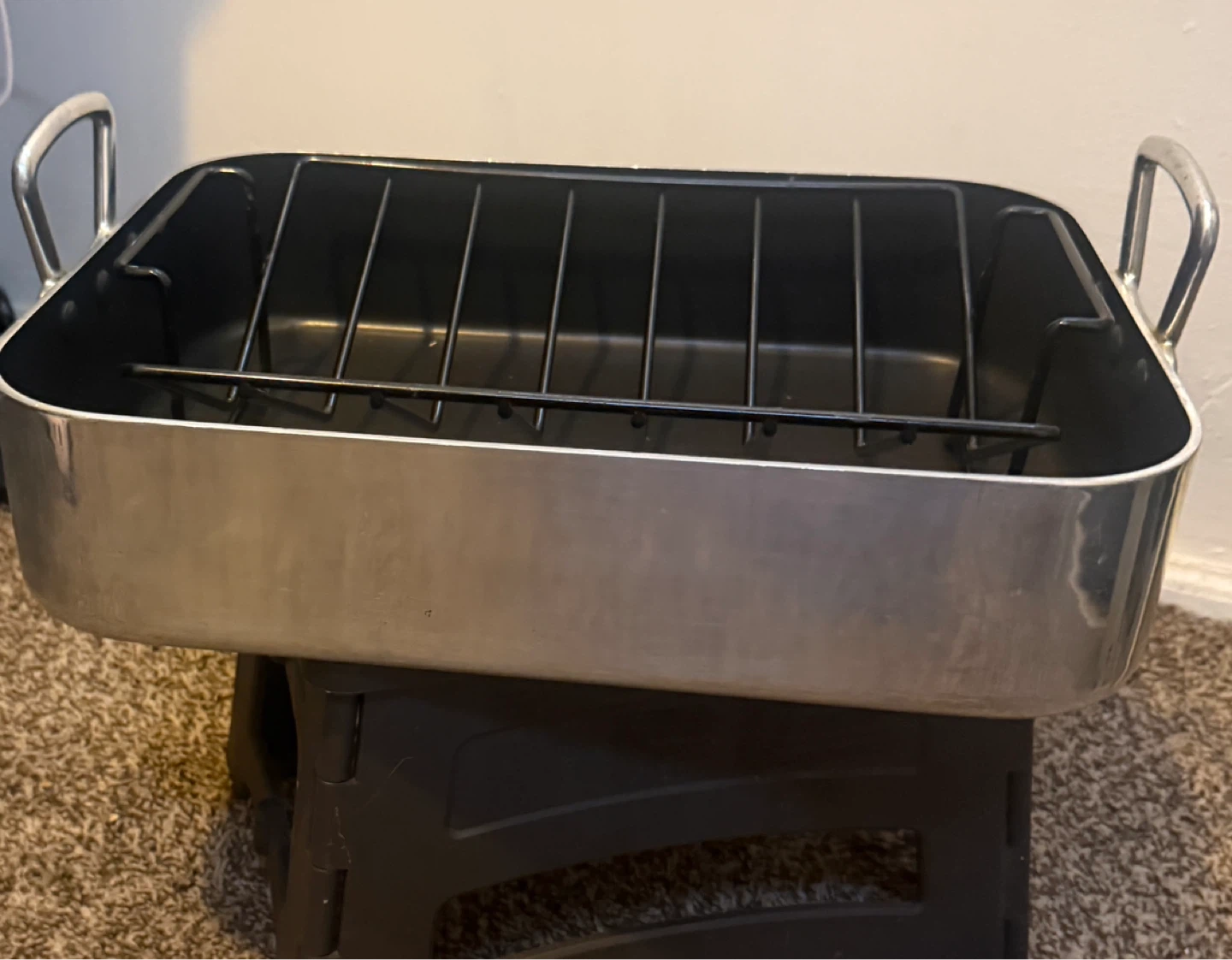 Moving Sale!! Roasting Pan with Rack