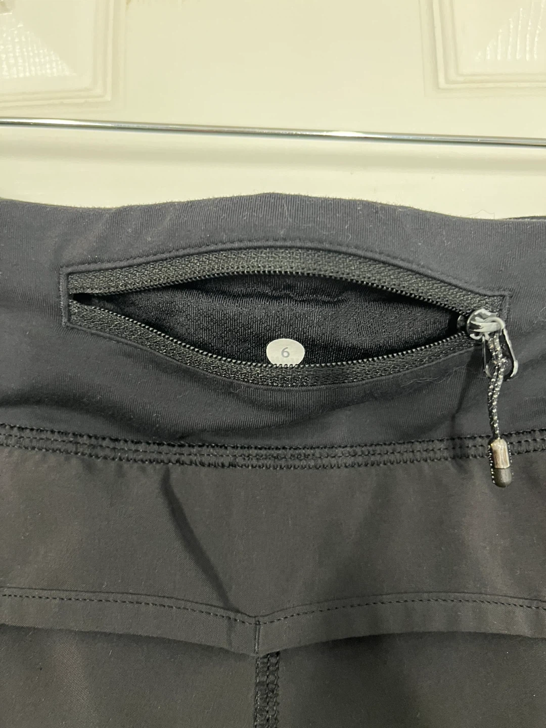 Lululemon shorts - photo 3