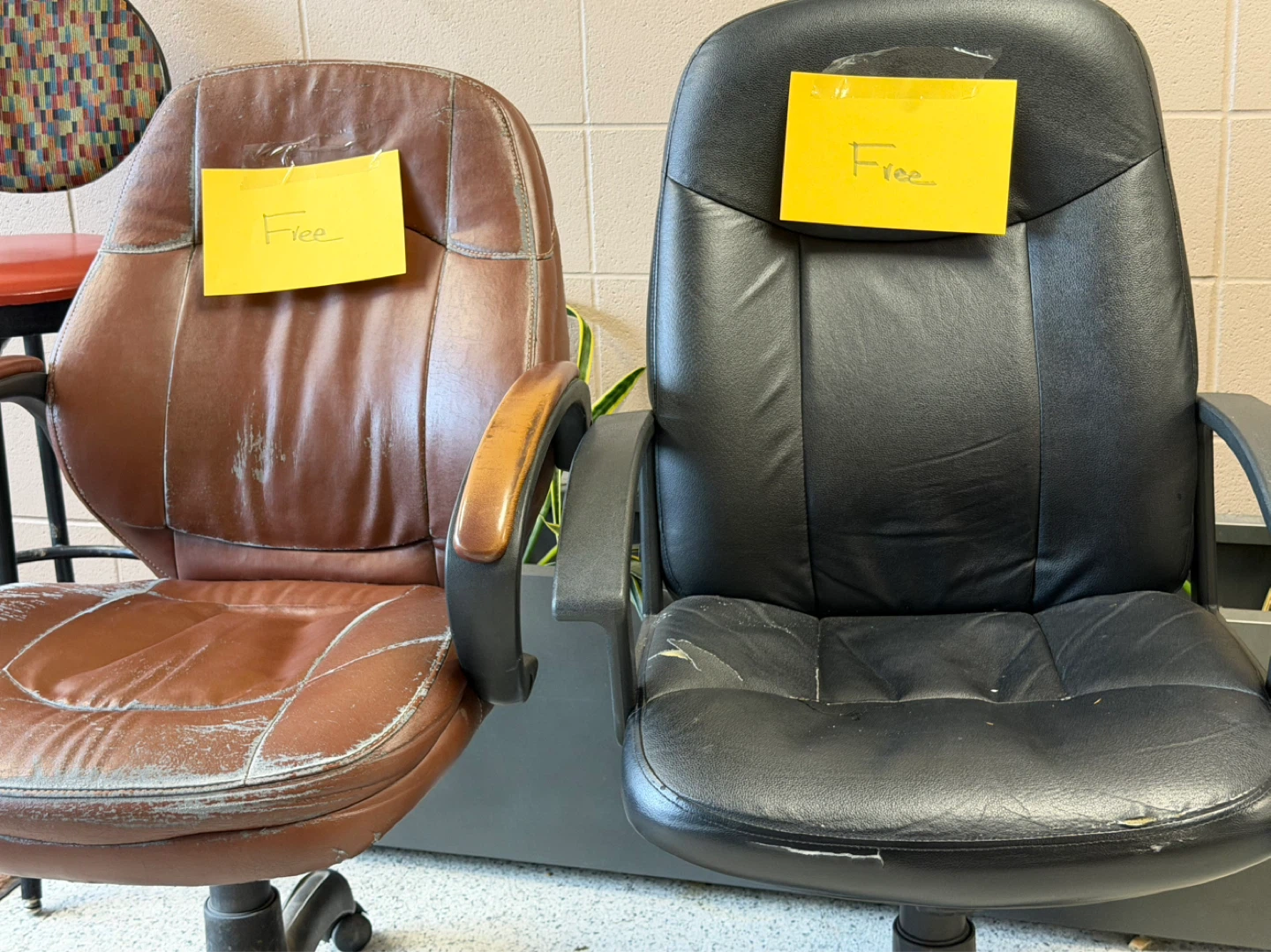 Office Chairs - Free - photo 2
