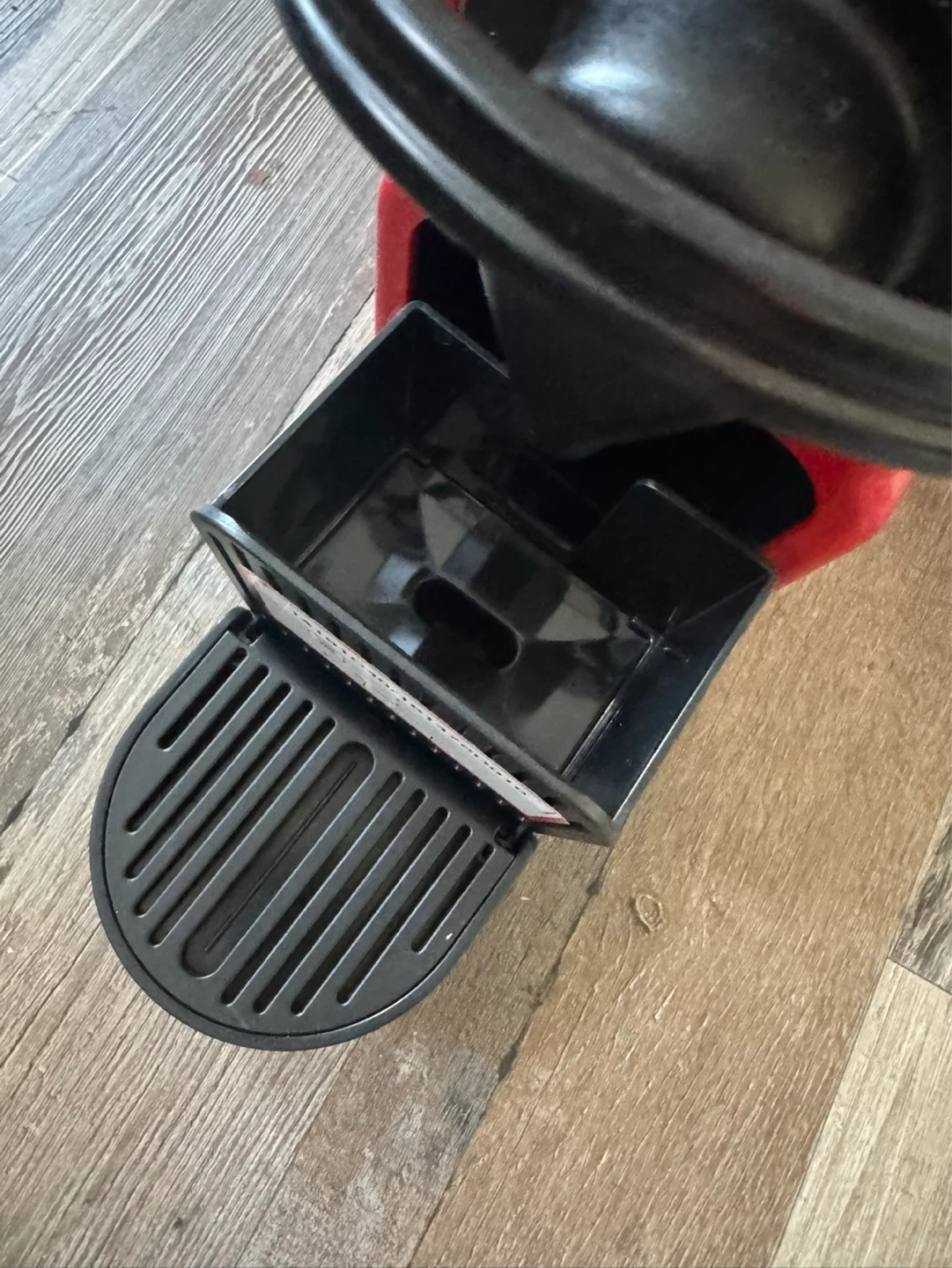 Nespresso Essenza Espresso Machine - photo 3