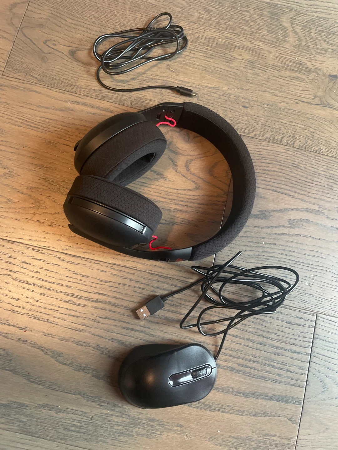 Ican Gaming Headset and wired acer gaming mouse