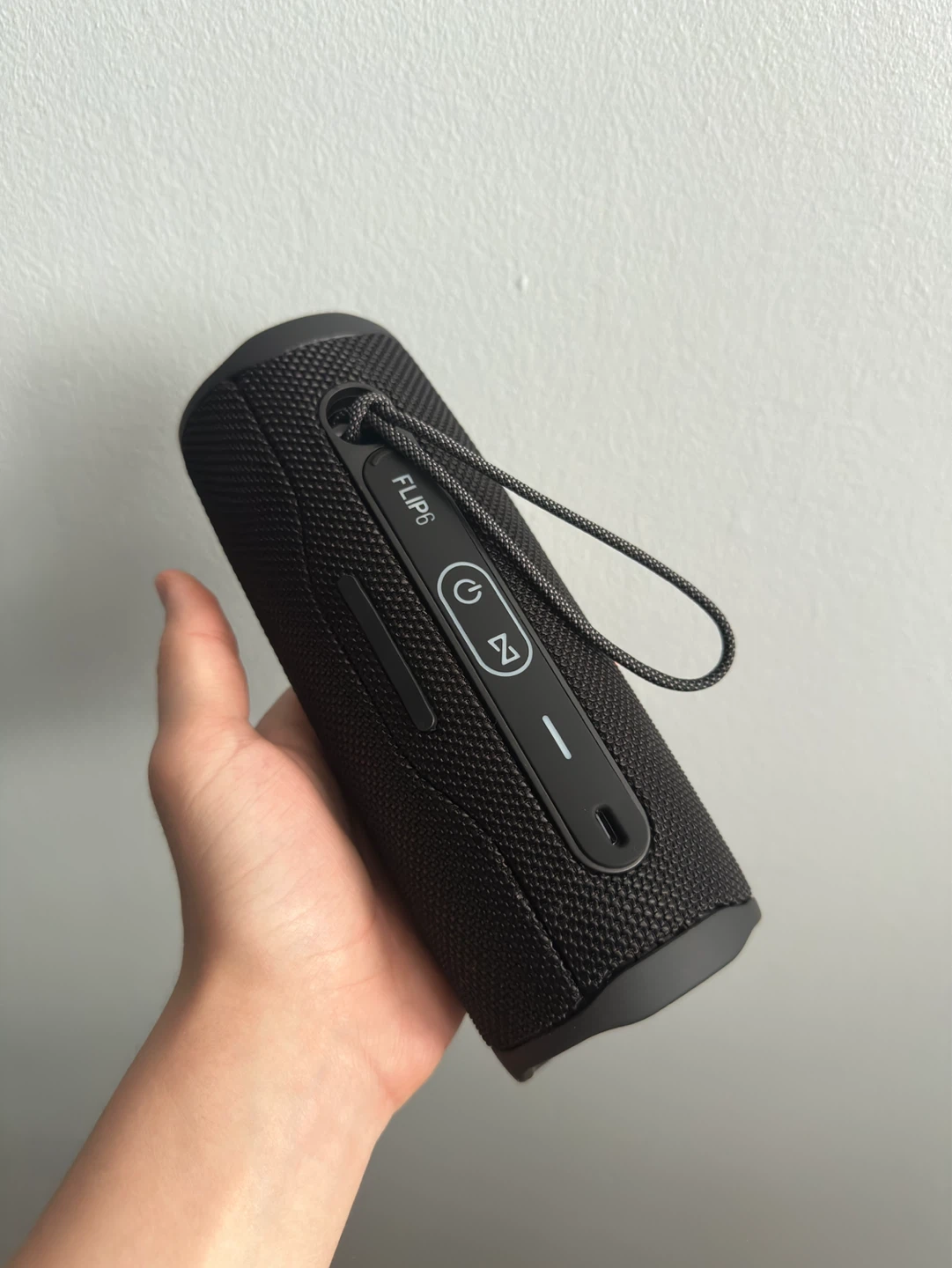 Flip 6 Portable Wireless Speaker - photo 2