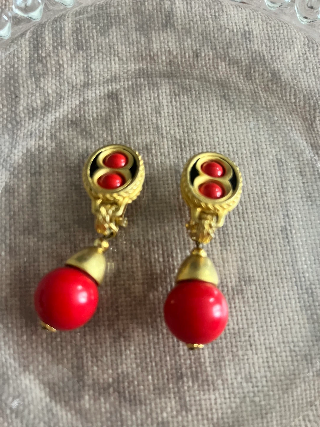 Gold Tone Red Gem & Heart Dangle Earrings