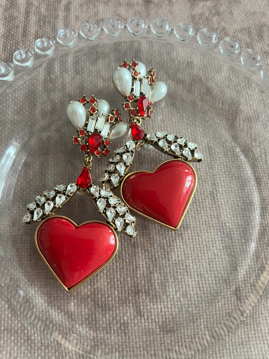 Gold Tone Red Gem & Heart Dangle Earrings - photo 3