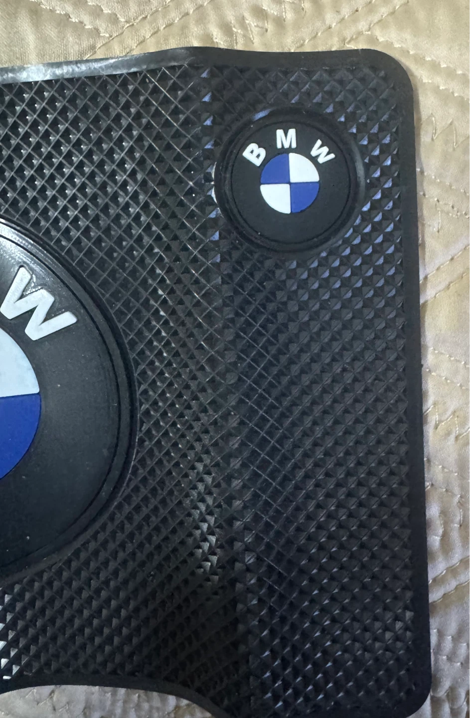 BMW Dashboard Mat - photo 3