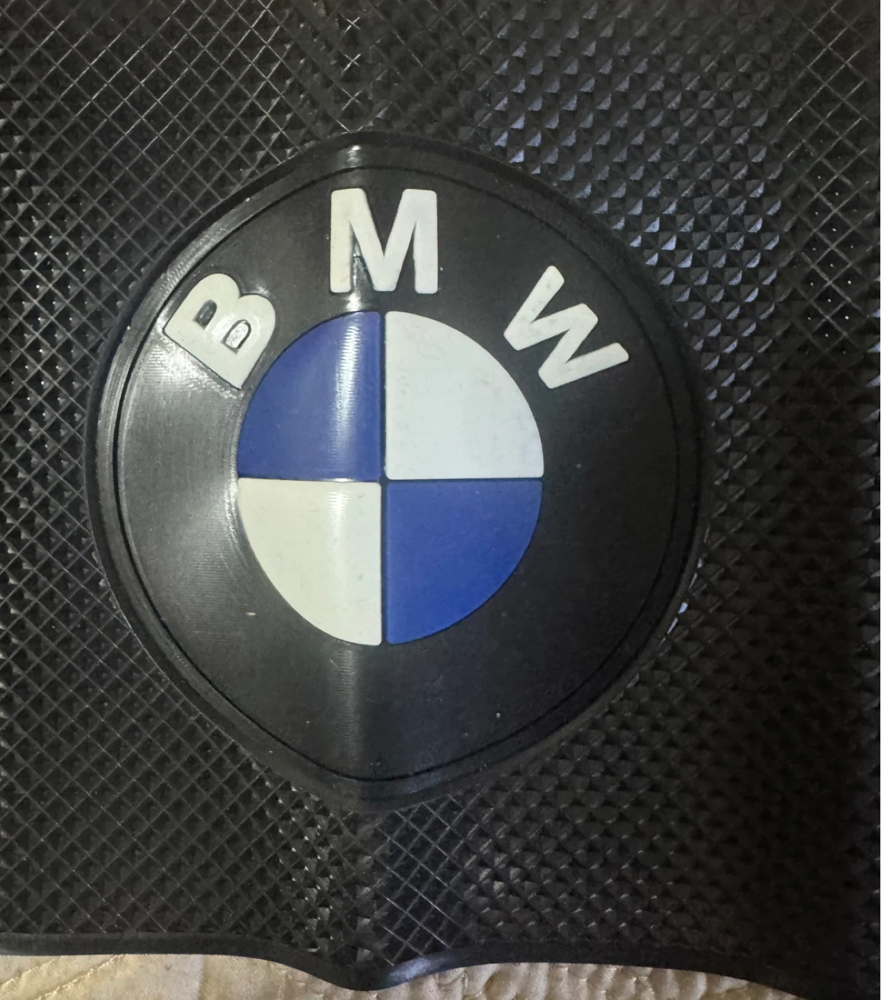 BMW Dashboard Mat - photo 4