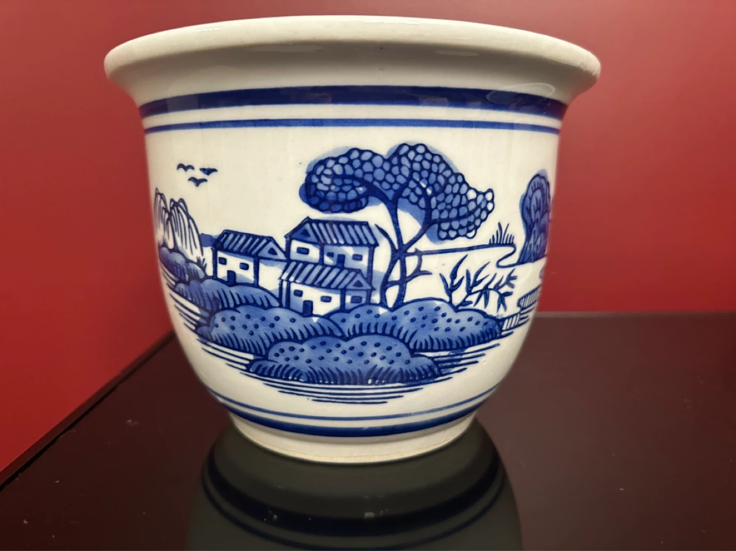 2 Blue and White Willow Pattern Planter Pot