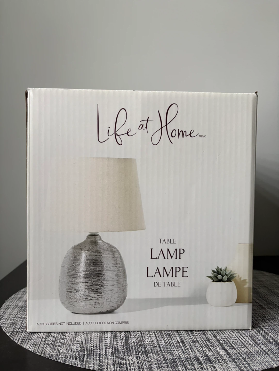 Life at Home Table Lamp⚽️