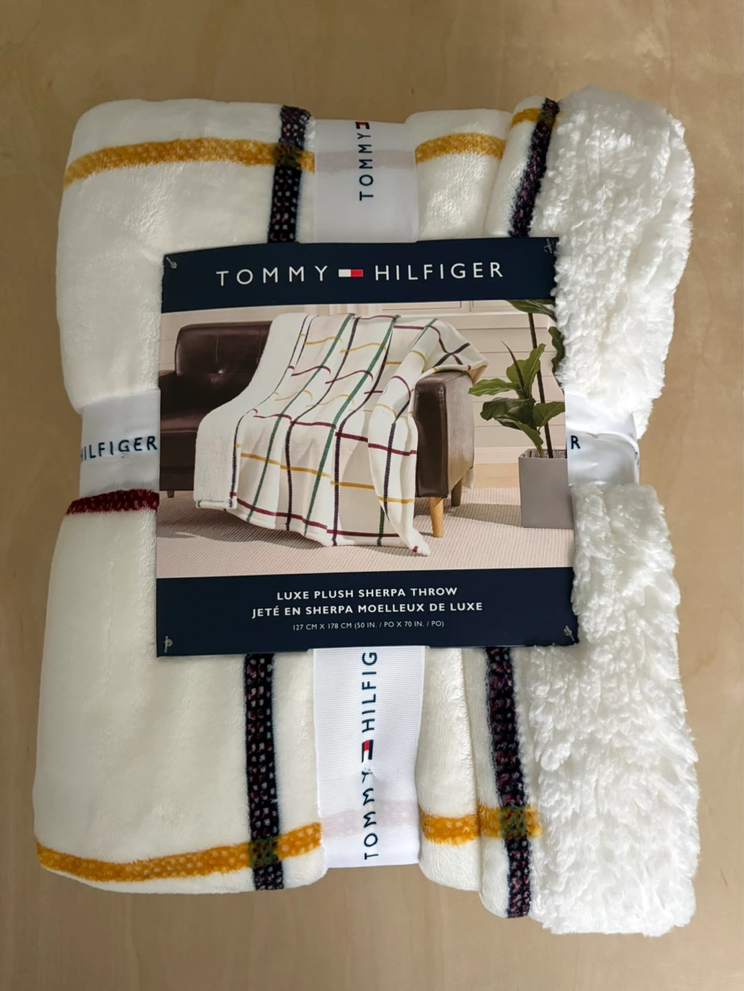Tommy Hilfiger Luxe Plush Sherpa Throw Blanket⚽️