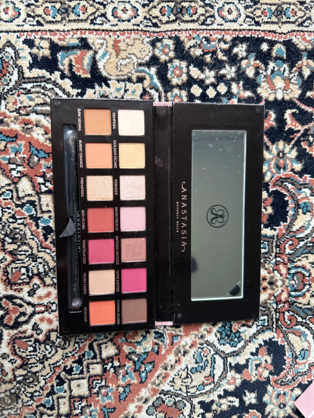 Anastasia Beverly Hills Modern Renaissance Eyeshadow Palette