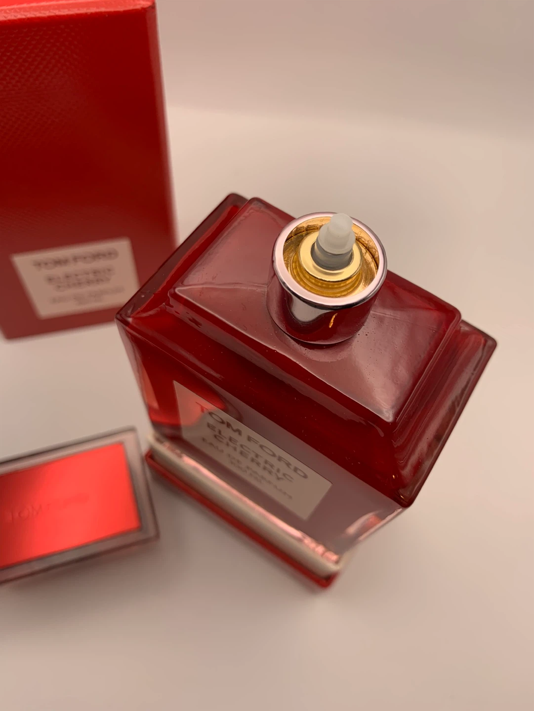 Tom ford electric cherry - photo 2