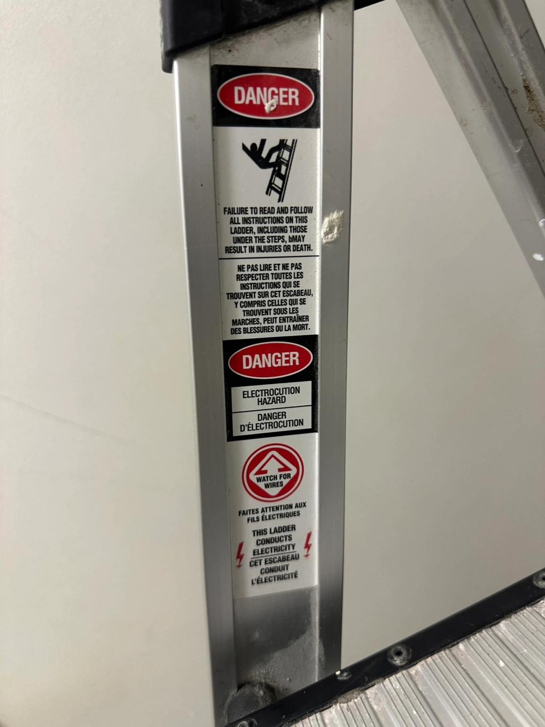 Gorilla Ladders Stepladder - photo 3